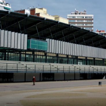 Occupying a grandstand